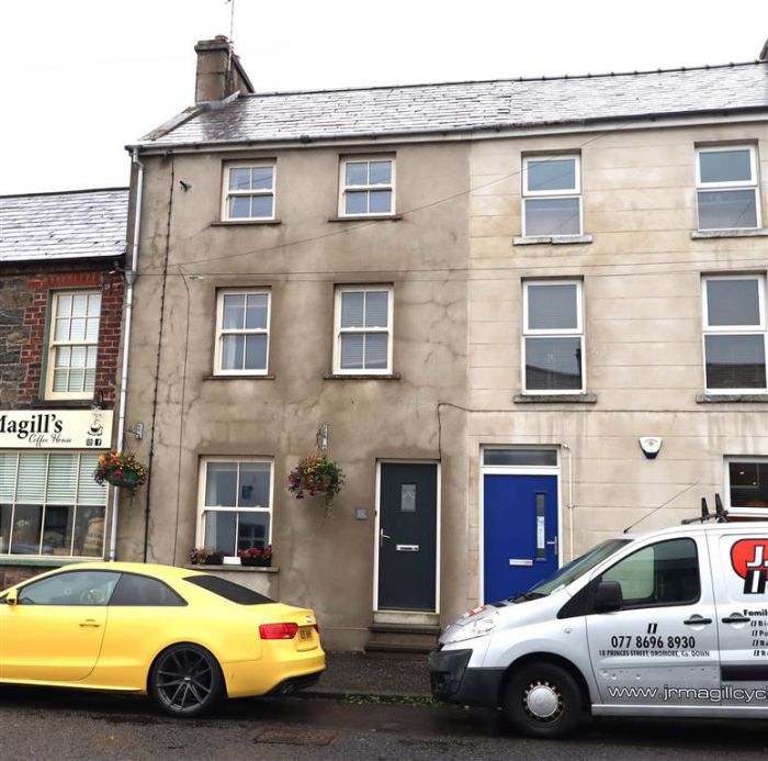 16 Princes Street, Dromore, BT25 1AY