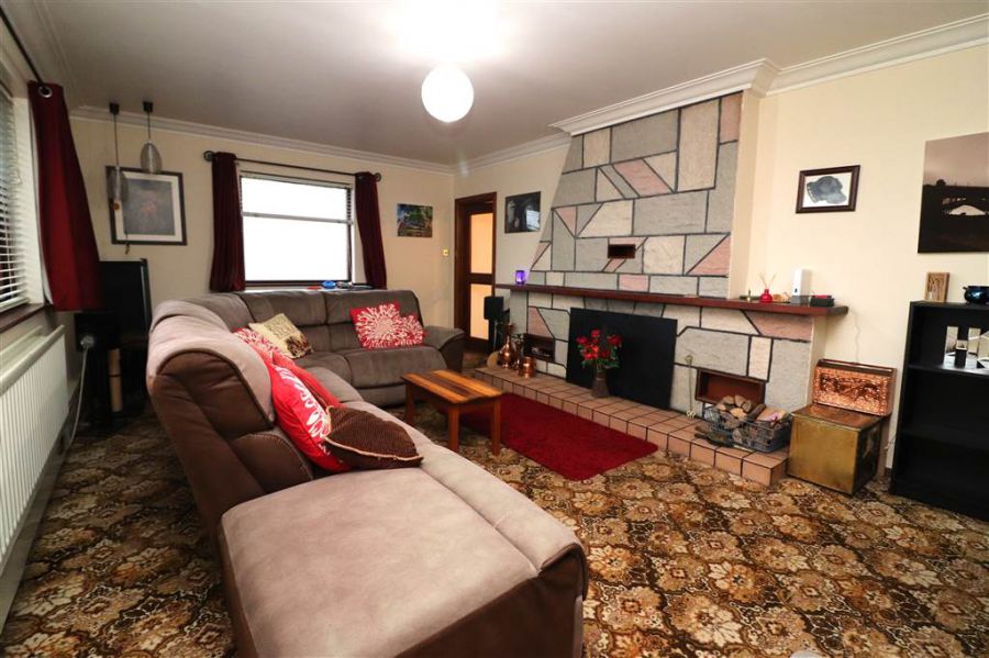 94 Old Ballynahinch Road