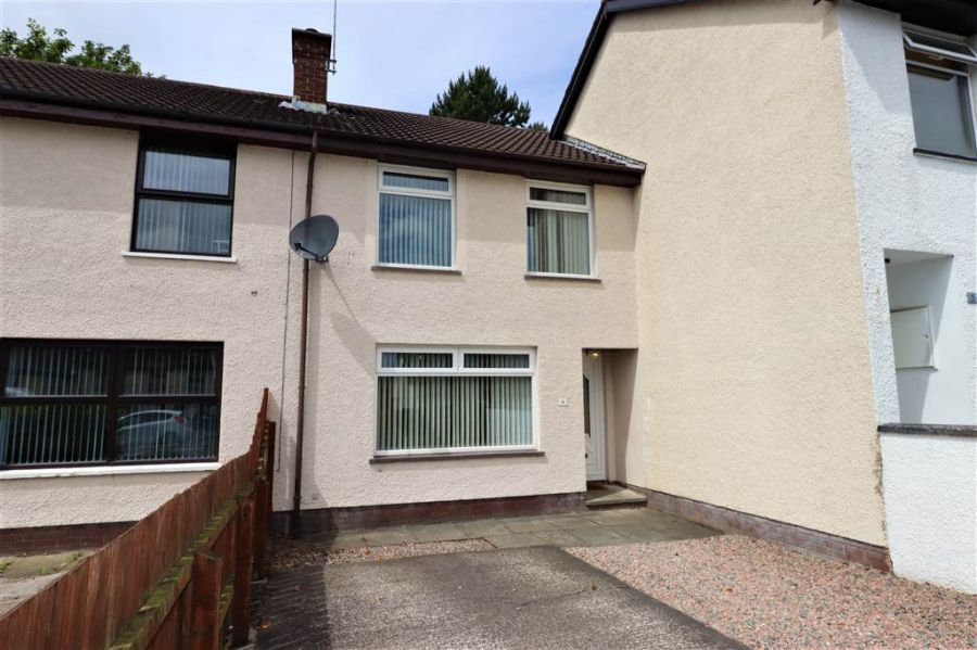 4 Knockburn Court