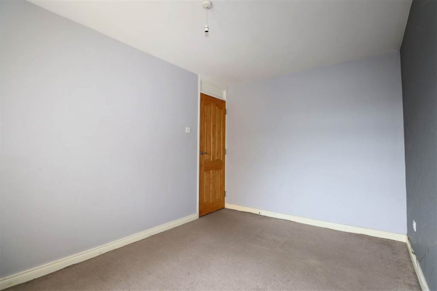 4 Knockburn Court