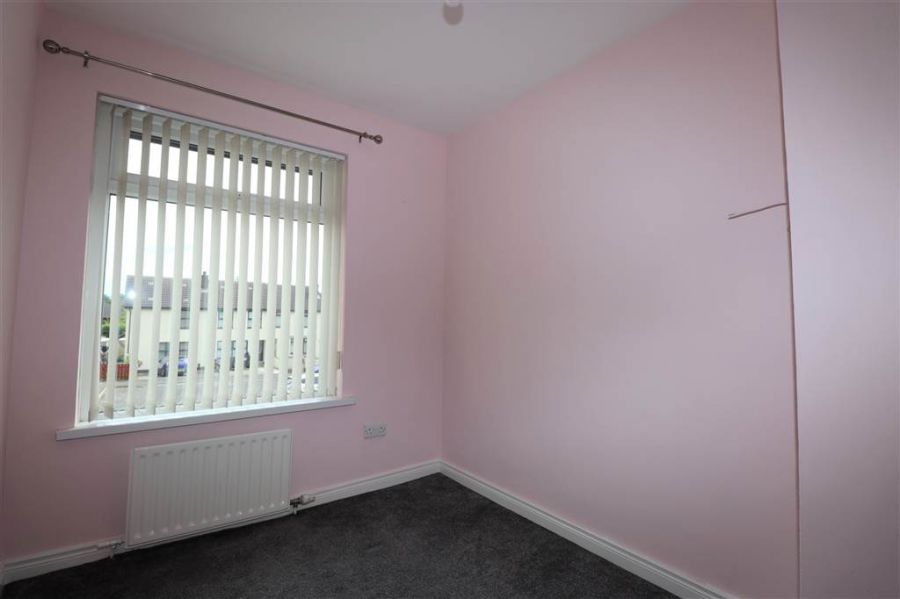 4 Knockburn Court