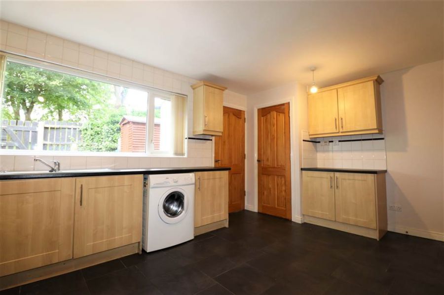 4 Knockburn Court