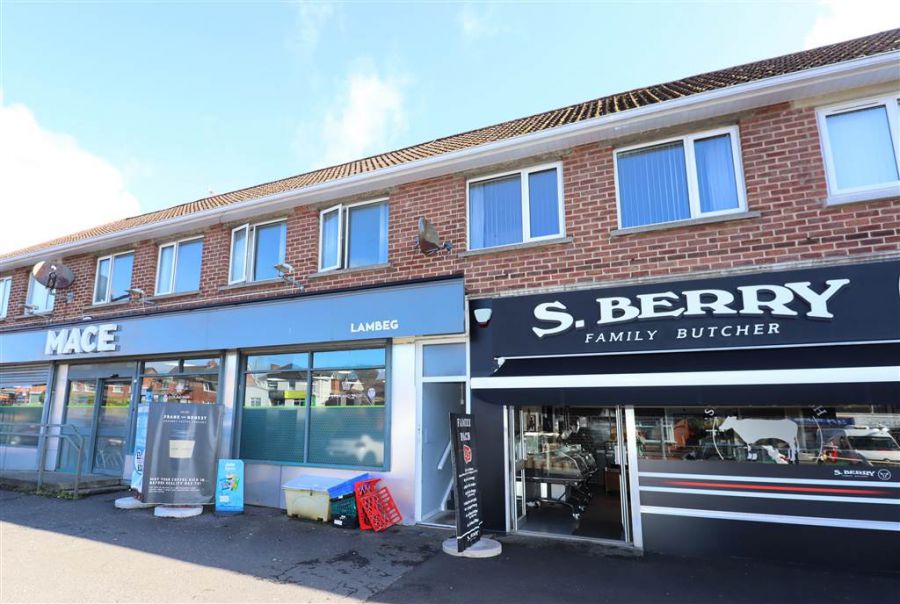 101 Moss Road, lambeg, BT27 4NX