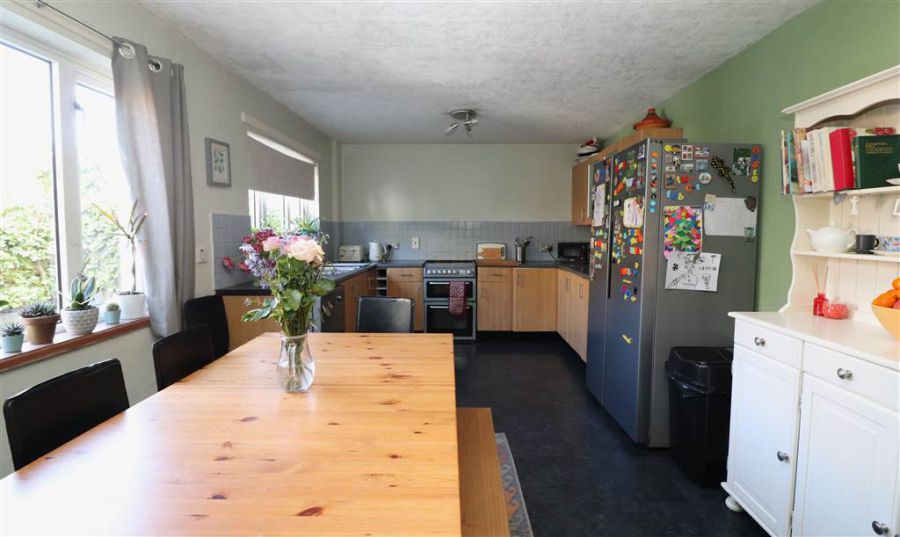 12 Milltown Crescent