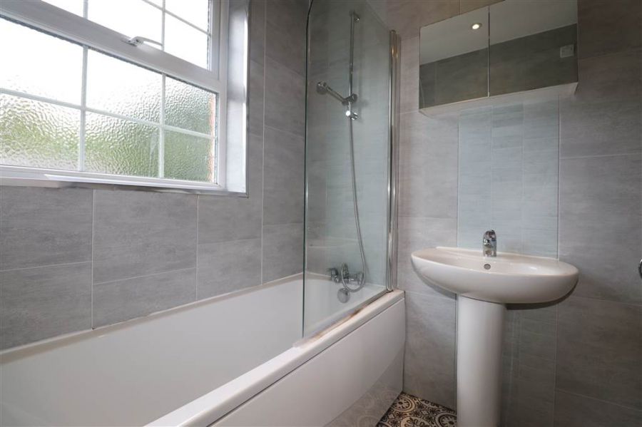 4 Governors Gate Crescent