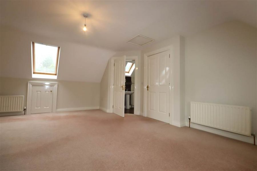 4 Governors Gate Crescent