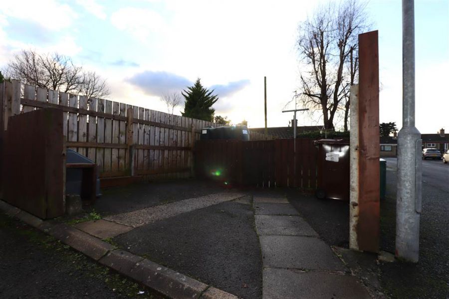 74 Ballynahinch Road