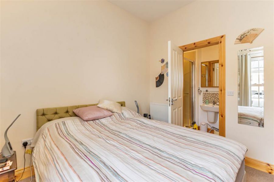 94 Ballantine Gardens