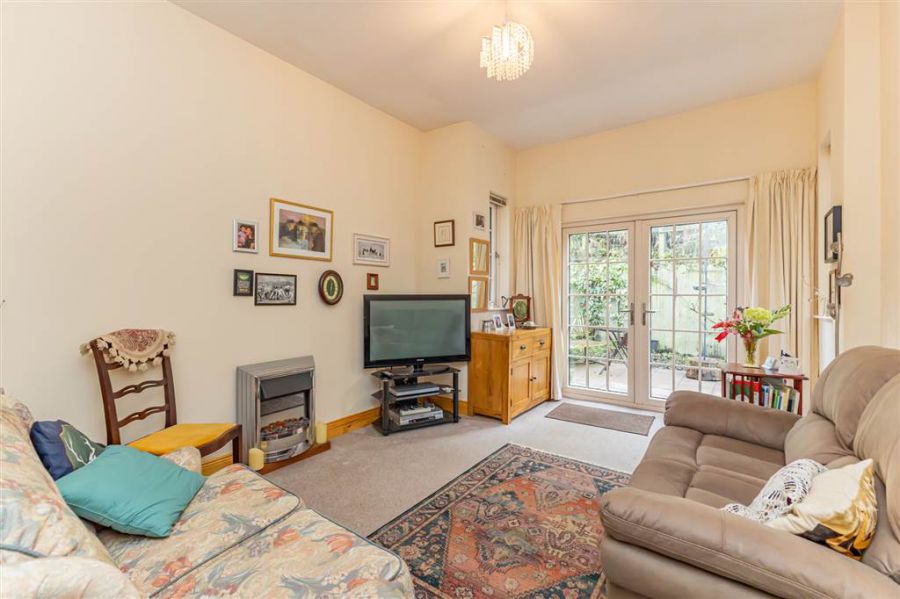 94 Ballantine Gardens