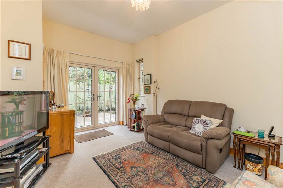 94 Ballantine Gardens