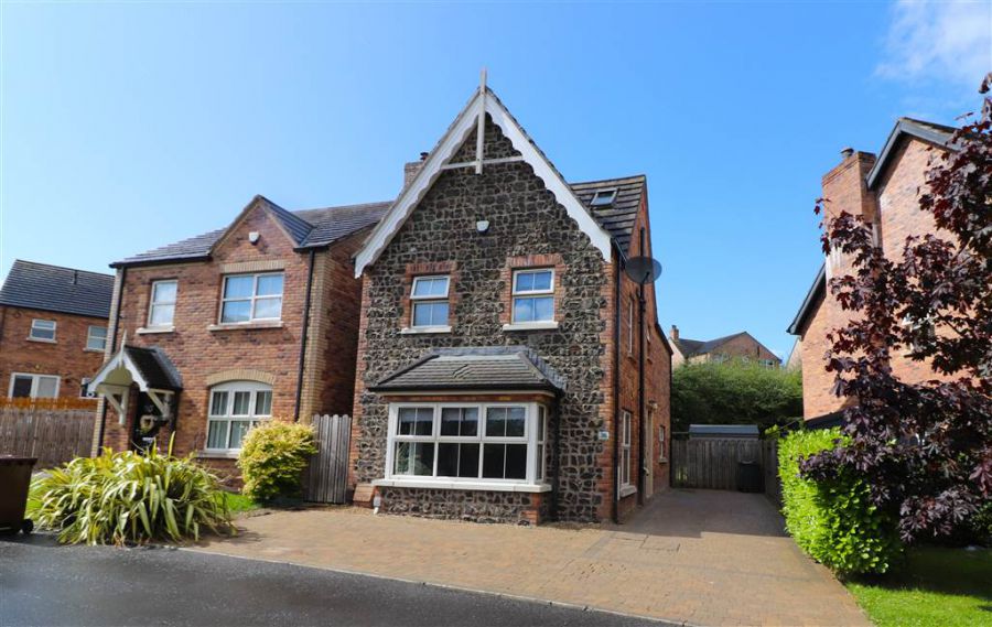 36 Belsize Meadows