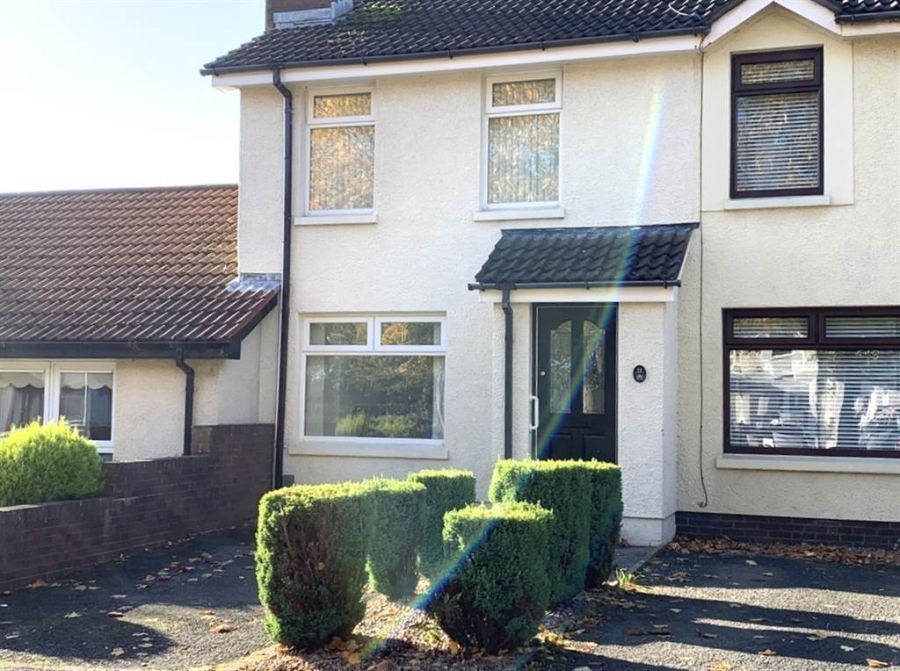 11 Molyneaux Drive, Lisburn, BT28 2LY