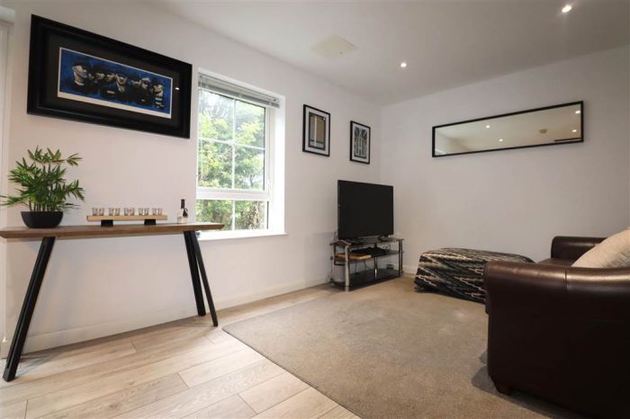 67 Milfort Mews