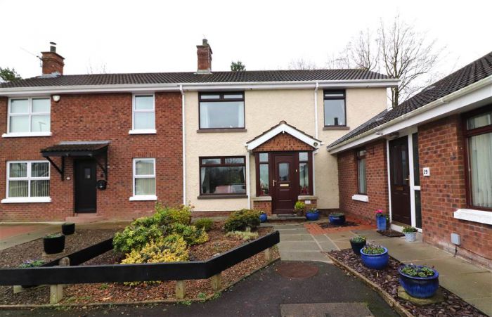 18 Crombeg Court, hillsborough, royal hilsborough, BT26 6PZ