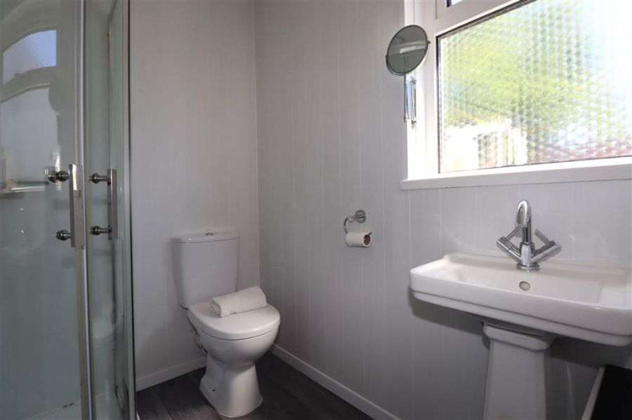 1 Hedingham