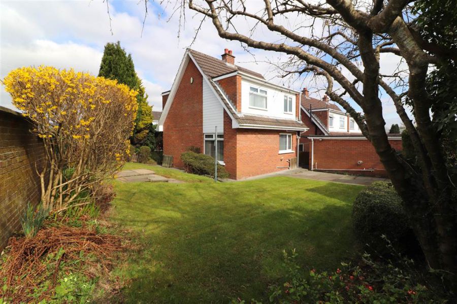 72 Cloverdale Crescent