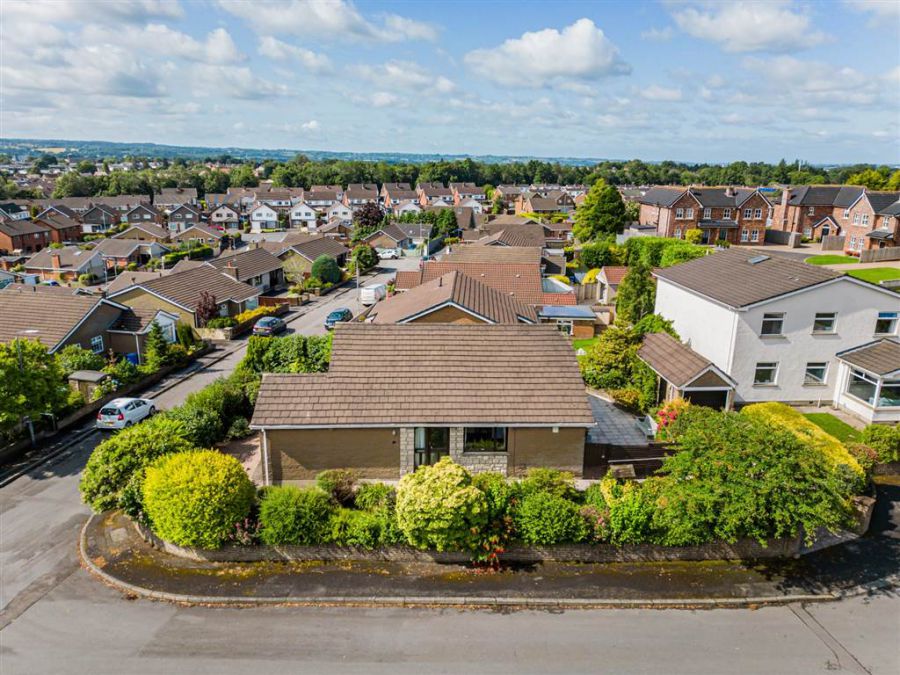 25 Monaville Close