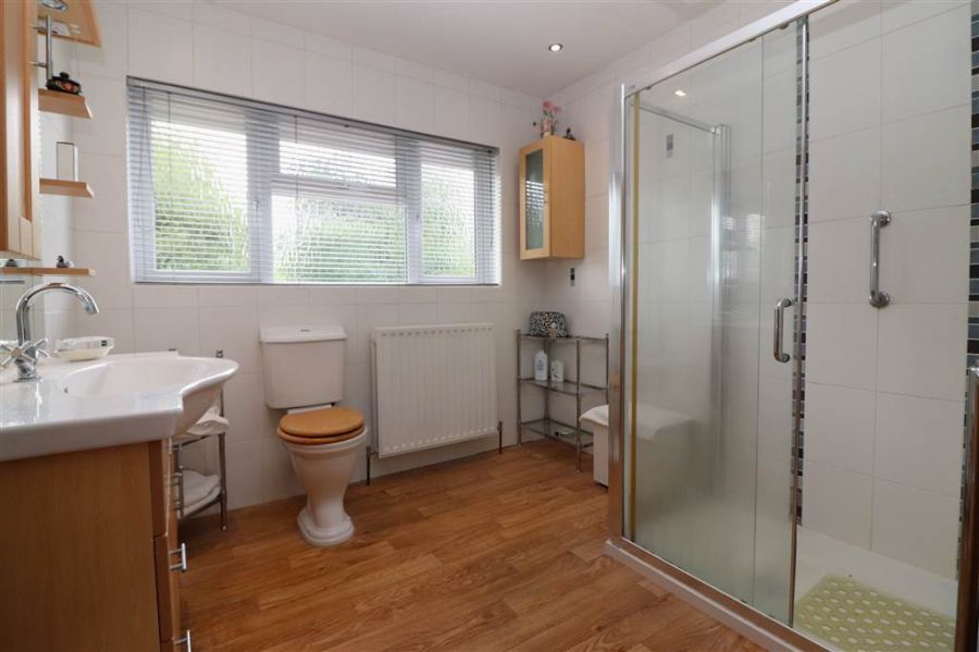 22 Beechdene Park