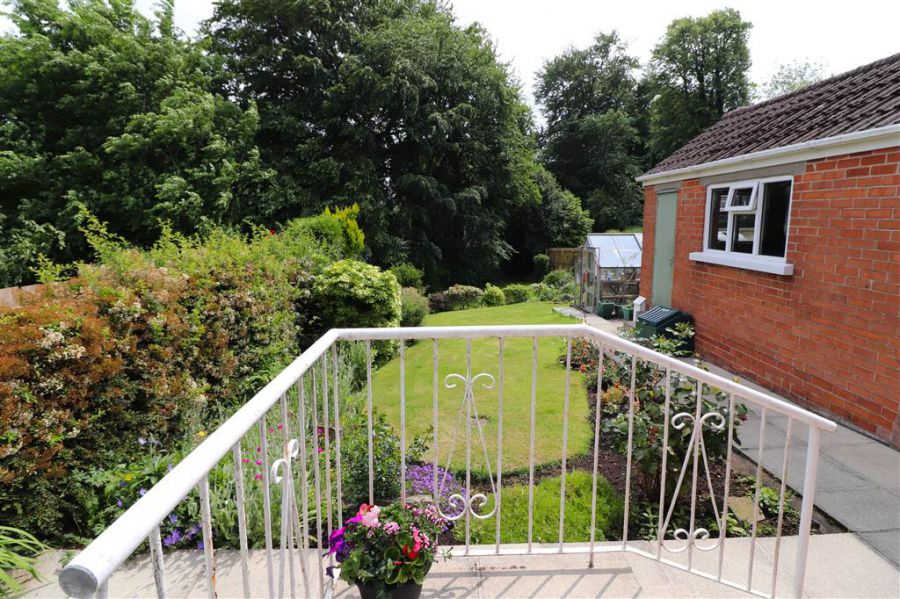22 Beechdene Park