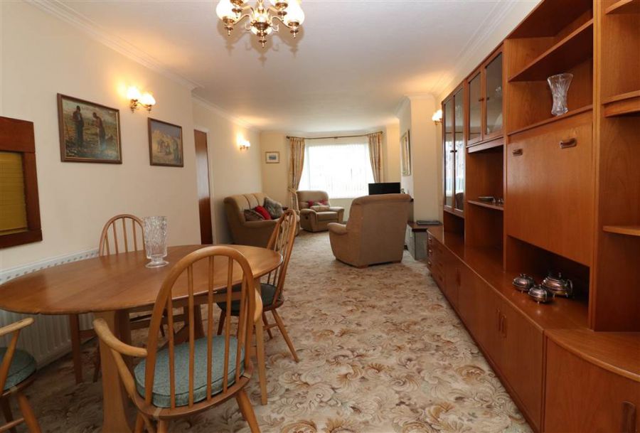 22 Beechdene Park