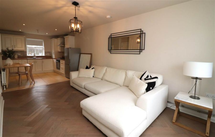 53 Mornington Gardens