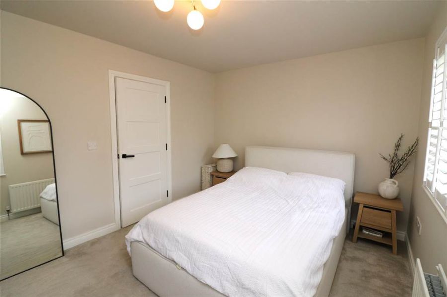 53 Mornington Gardens