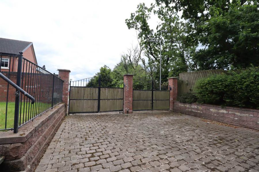 1 Sir Richard Wallace View