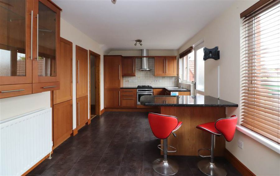 20 Cloverdale Road