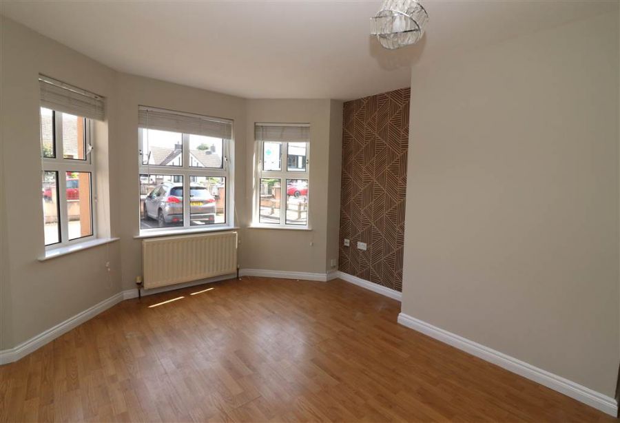 8 Saintfield Mews