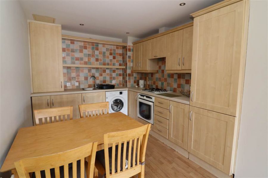 8 Saintfield Mews