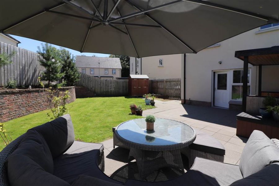 11 Ayrshire Manor