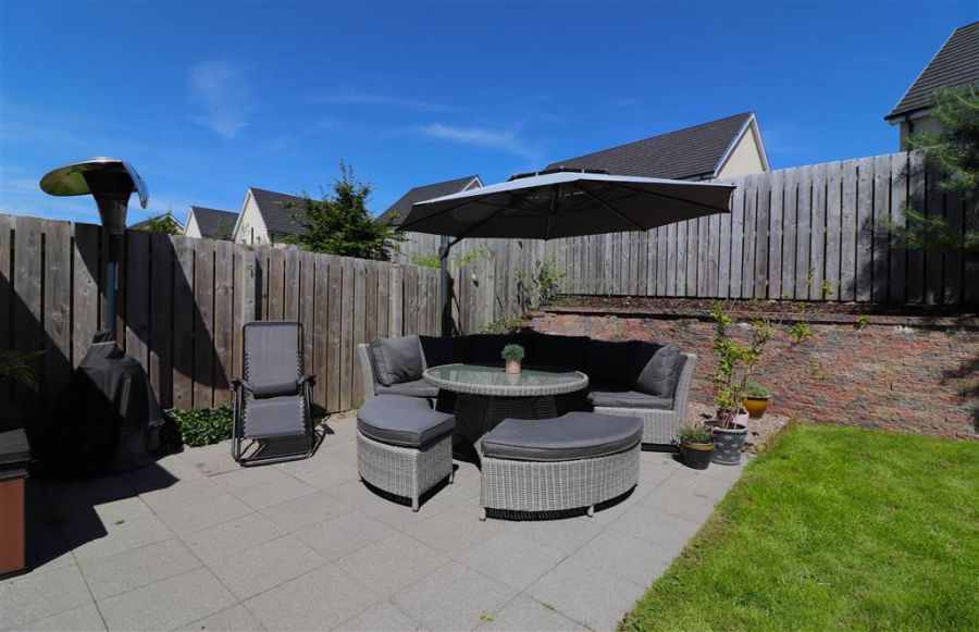 11 Ayrshire Manor