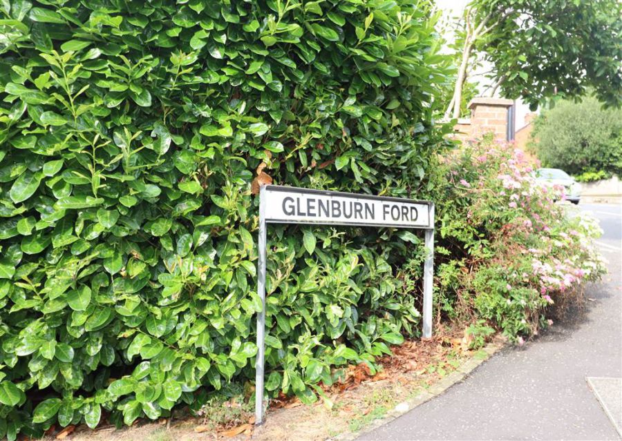 1 Glenburn Ford