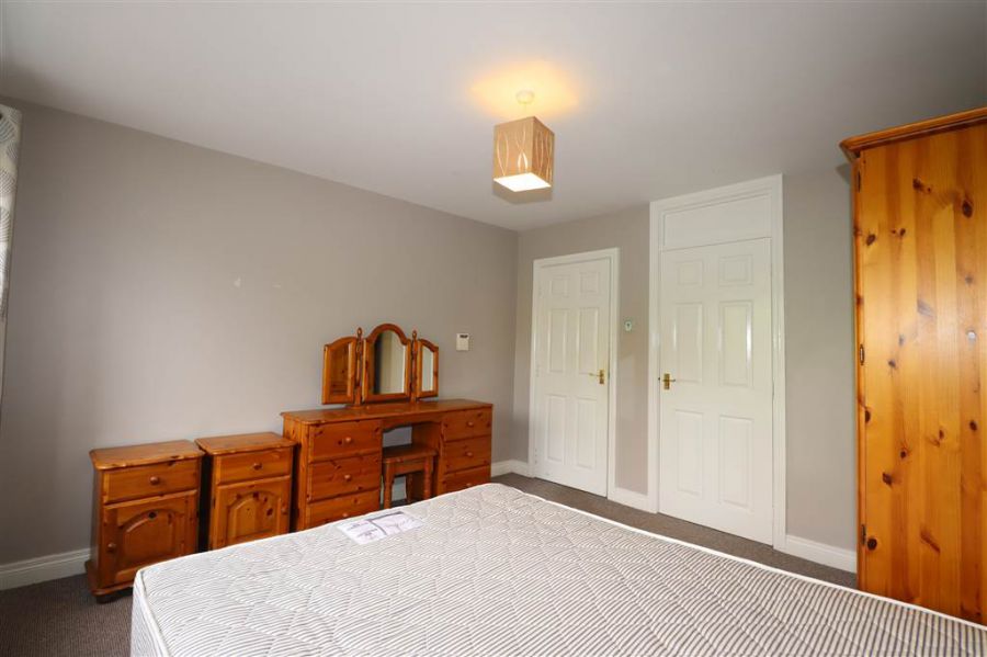 1 Glenburn Ford