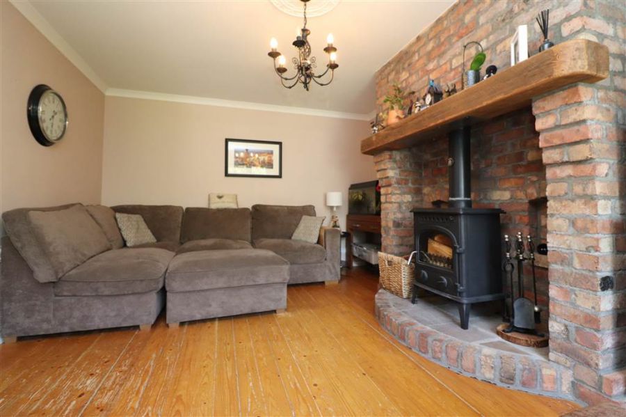 9 Blenheim Close