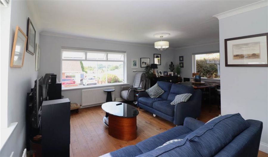 27 Traherne Gardens