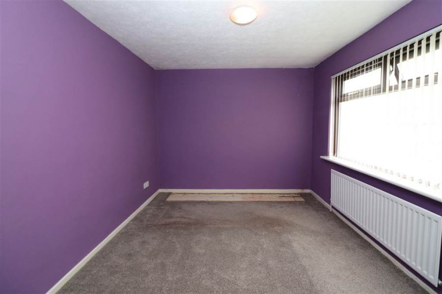 2 Grovehill Avenue