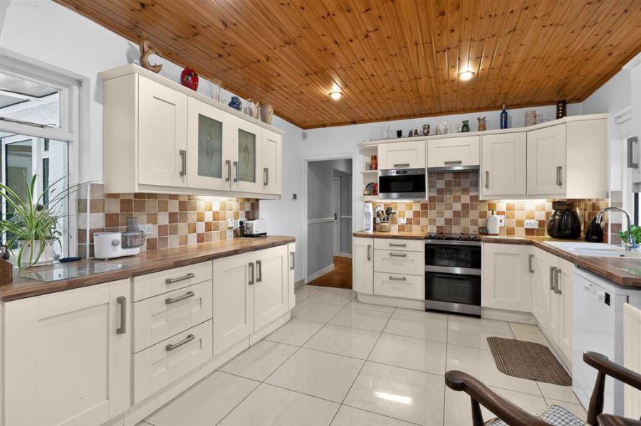 The Hollow, 14 Tullyrusk Road