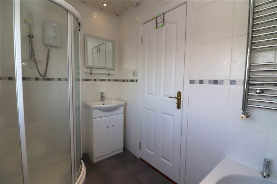 17 Pond Park Crescent