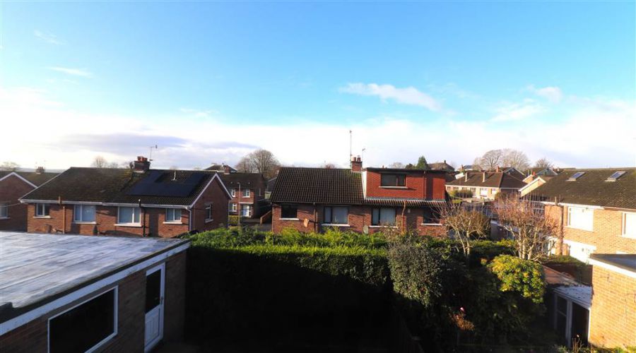 17 Pond Park Crescent