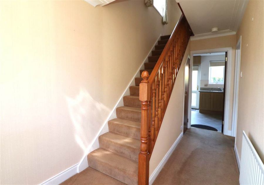 17 Pond Park Crescent