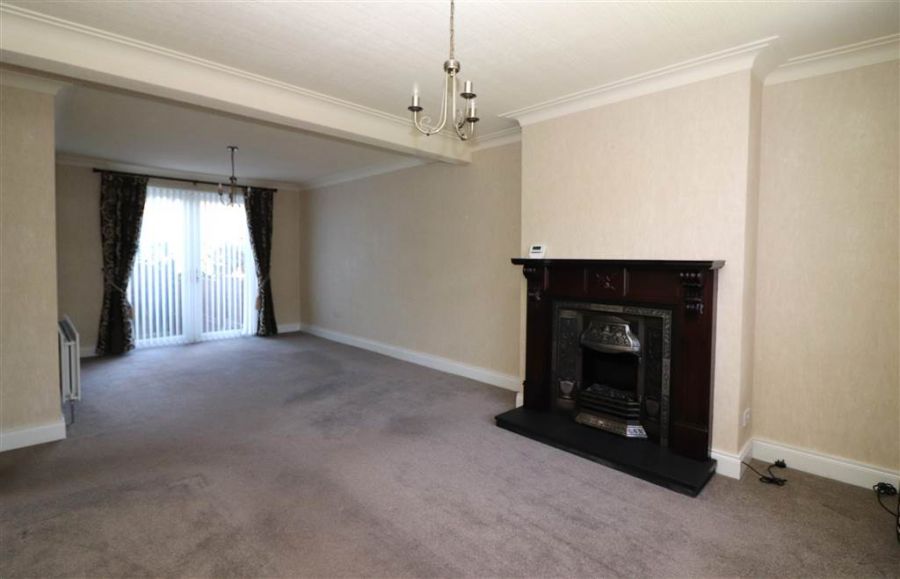 17 Pond Park Crescent