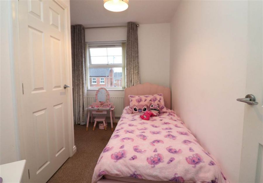 53 Wellington Park Drive