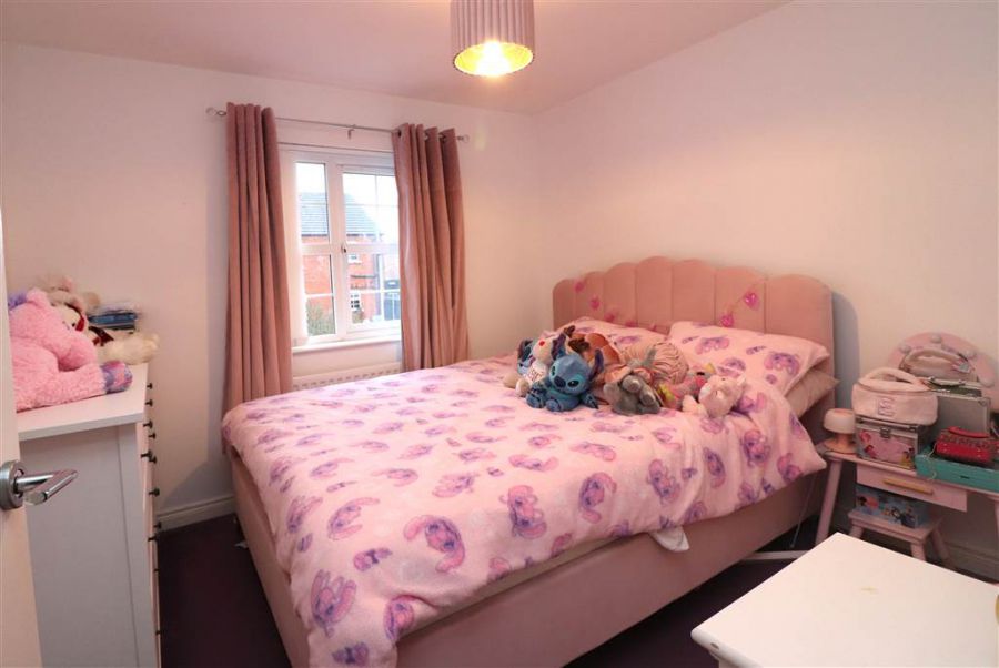 53 Wellington Park Drive