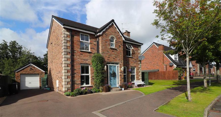 48 Glenbrae