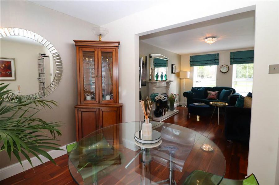 48 Glenbrae