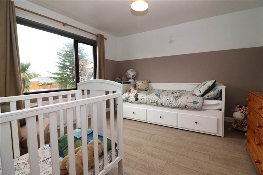 24 Ferndell 24 Ferndell