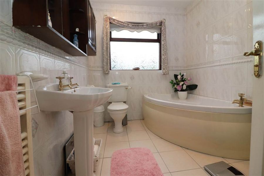 102 Hillhall Road