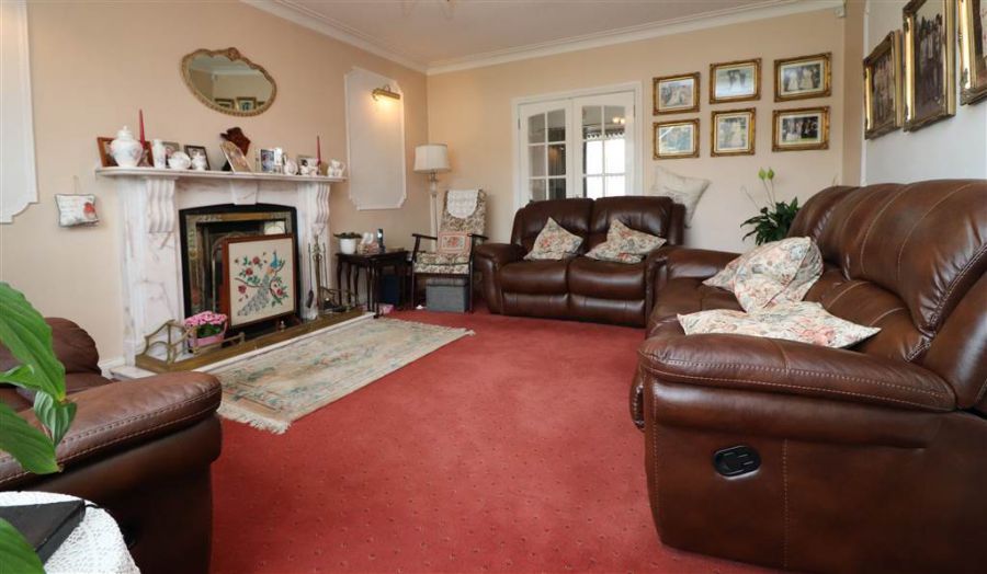 102 Hillhall Road