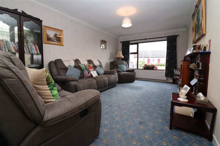 102 Hillhall Road